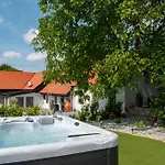 Pannonia * פאנונהלמה